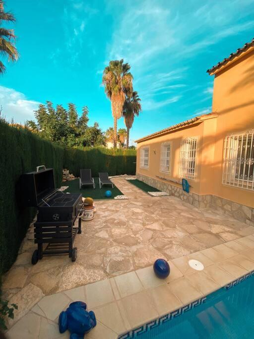 Impresionante Villa Con Piscina - Oliva Nova 外观 照片