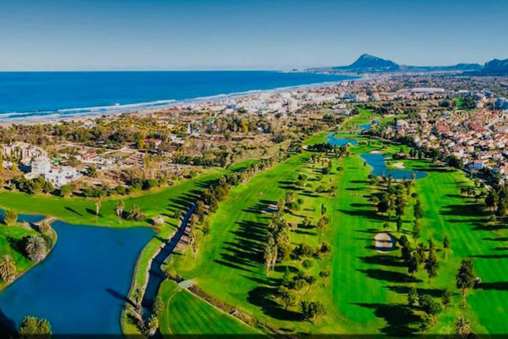 Impresionante Villa Con Piscina - Oliva Nova 外观 照片